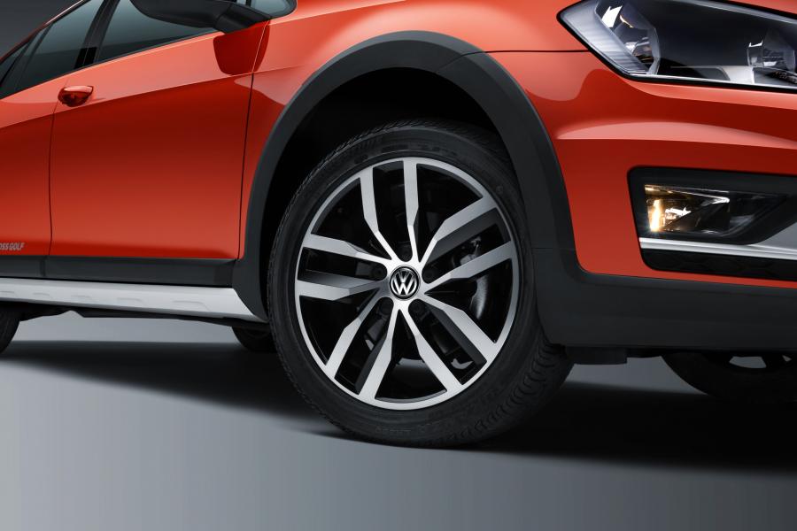 Колеса Volkswagen CrossGolf (Typ 5G) 2016 года  (фото 10 из 16)